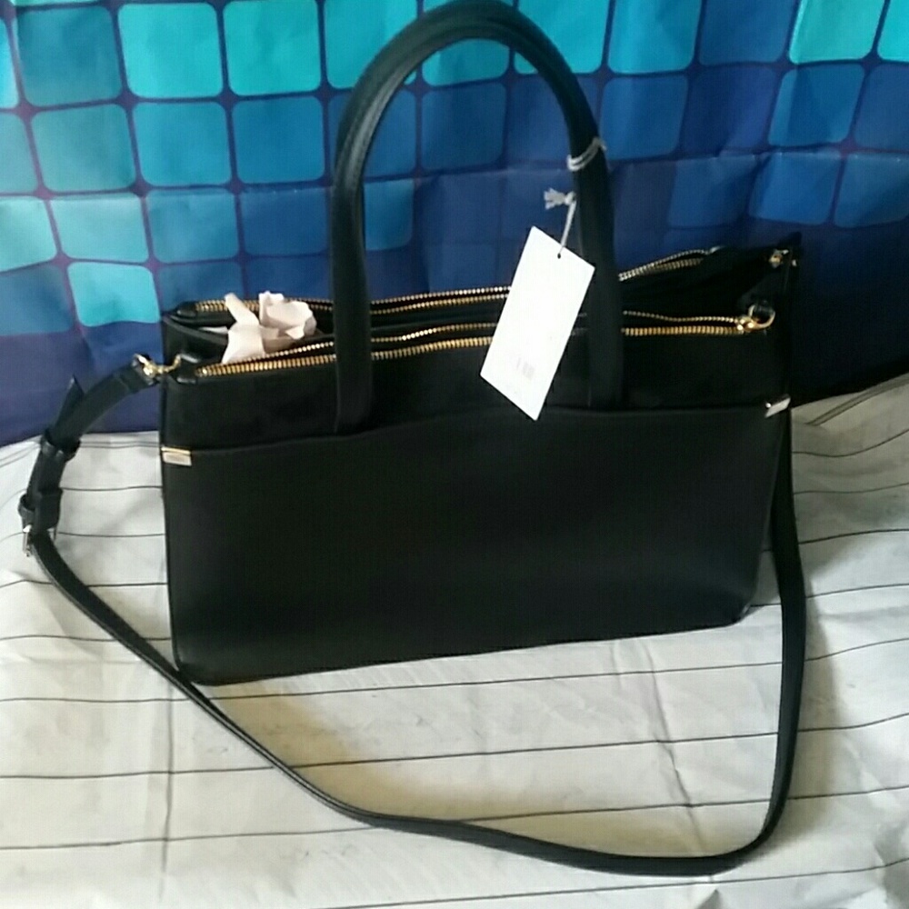 NWT Large multi-zip Satchel handbag